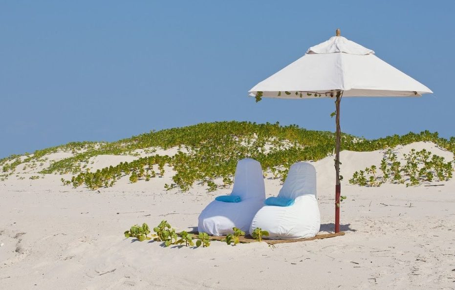 AZURA BENGUERRA ISLAND