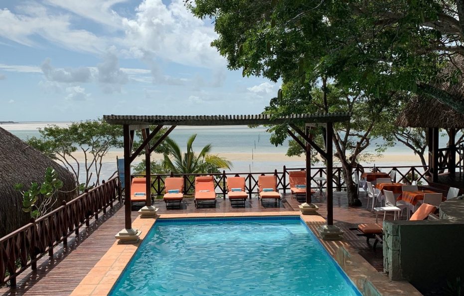 MOYENI LODGE