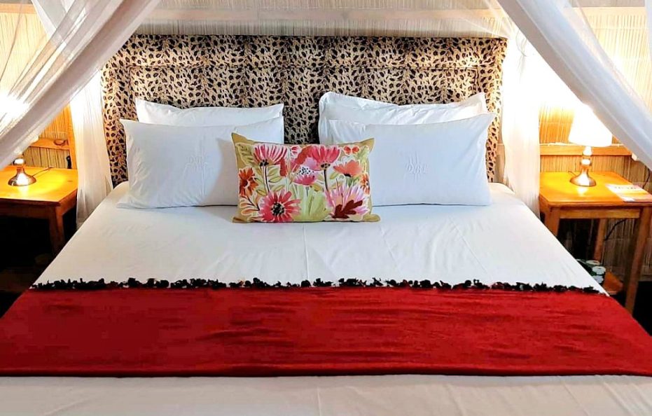 Deluxe Suite – Bungalow Ndabodjwa T2