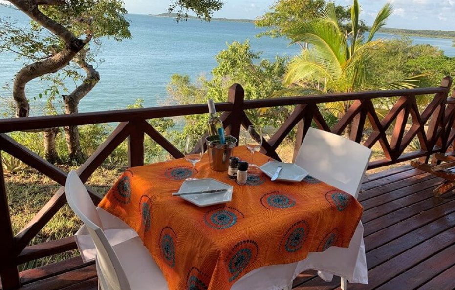 MOYENI LODGE