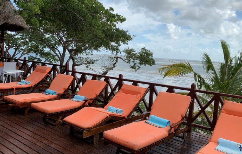 MOYENI LODGE