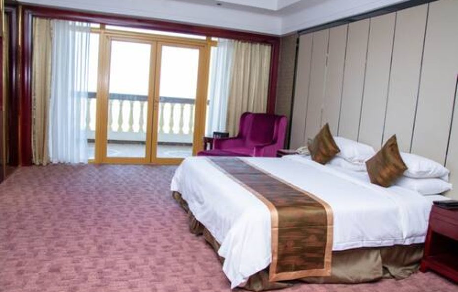 Deluxe King room
